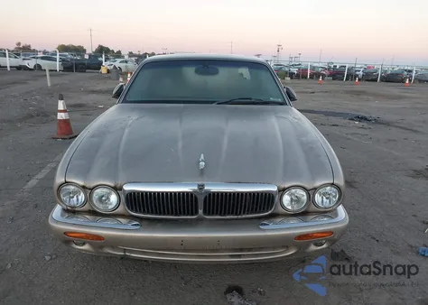 2003 Jaguar Xj Xj8 из США, поврежденный, VIN SAJDA14C23LF53538